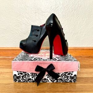 Pleaser Bordello Teeze 20 Ladies Black Concealed Platform Heel Pump Size 9